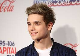 Elyar Fox