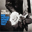 She Moves in Her Own Way [Single]