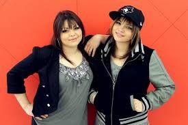 Dani and Lizzy