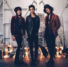 Palaye Royale