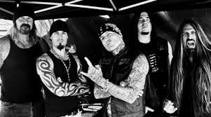 Attika 7