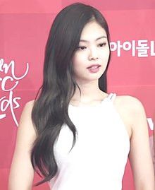 JENNIE