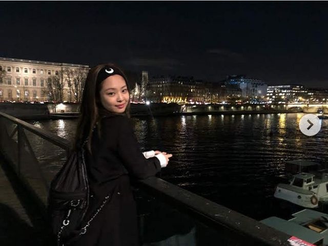 JENNIE