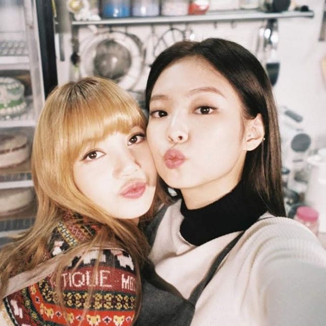 JENNIE
