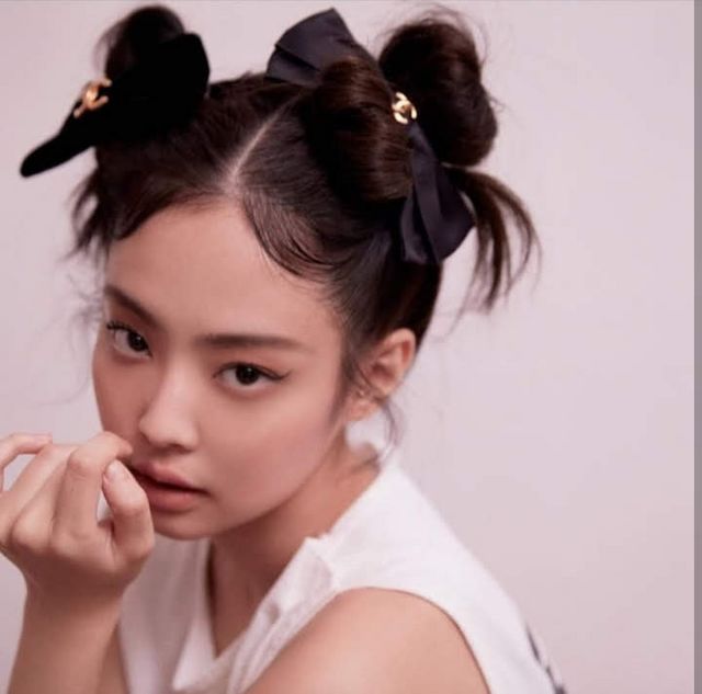 JENNIE