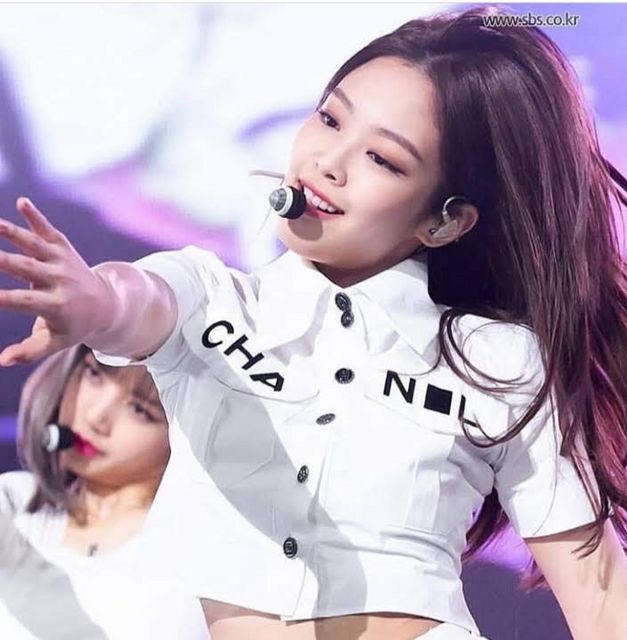 JENNIE
