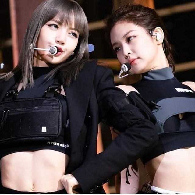 JENNIE