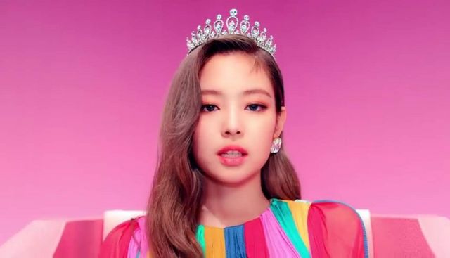 JENNIE