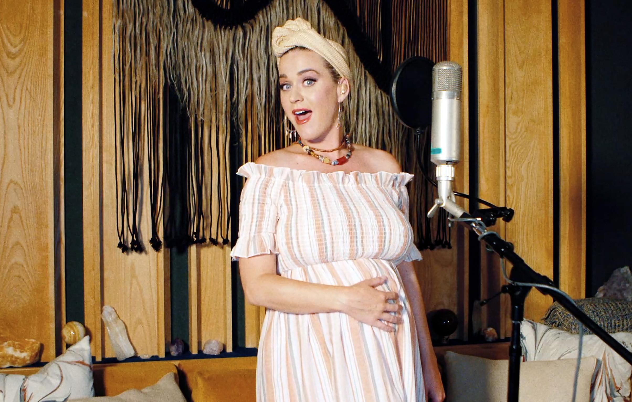 Katy Perry The One That Got Away Parole 🐞 Paroles Katy Perry : paroles de chansons, traductions et nouvelles  chansons