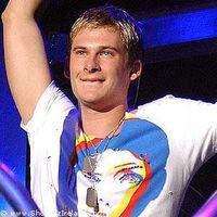 Love lee ryan voice!
