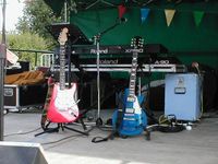 *+.*+LE=GUITARISTE*+