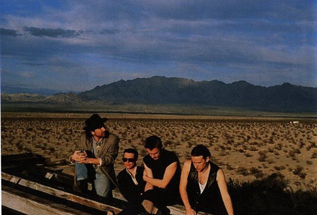 U2