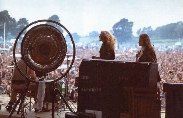 Led Zeppelin