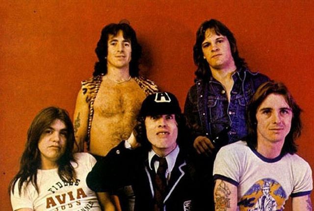 AC/DC