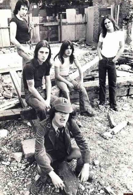 AC/DC
