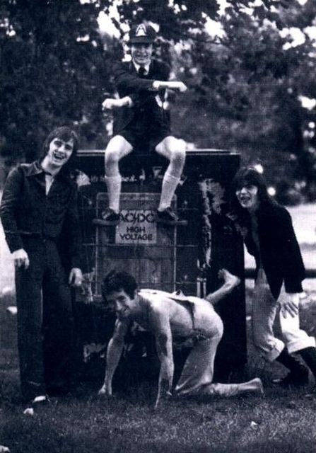 AC/DC