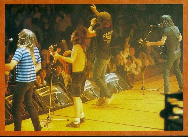 AC/DC