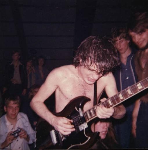 AC/DC