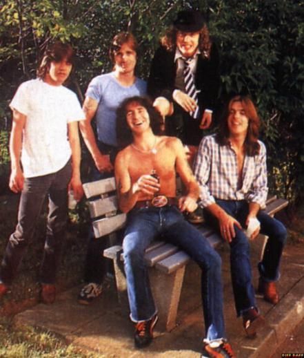 AC/DC