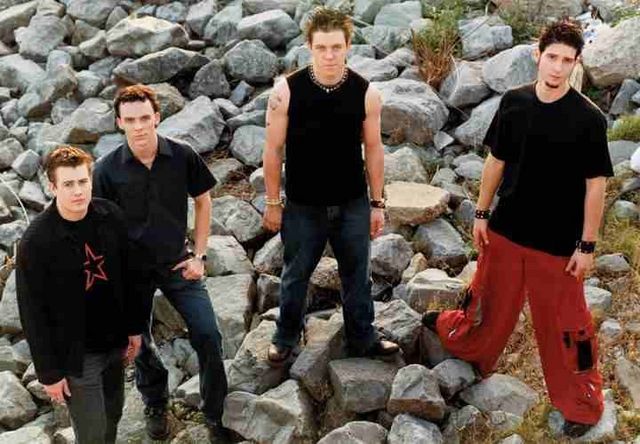 12 Stones