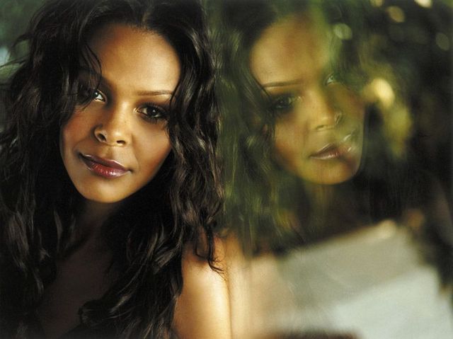 Samantha Mumba