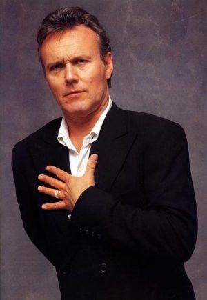 Anthony Stewart Head