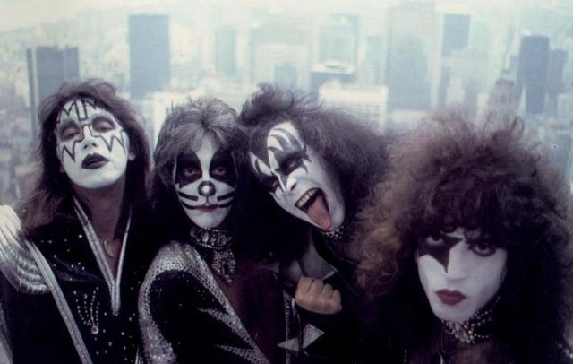 Kiss