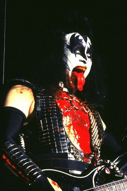 Kiss
