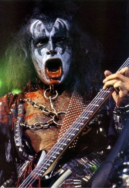 Kiss