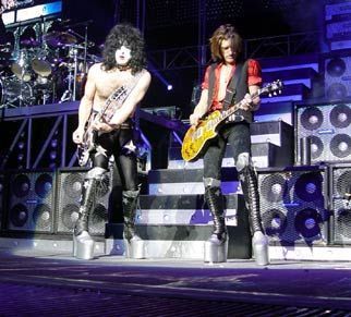 Kiss
