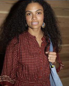 Amel Larrieux