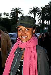 Amel Larrieux