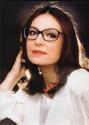 Nana Mouskouri