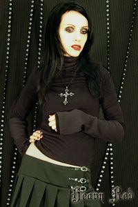 Roxy Saint
