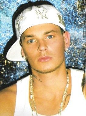 M. Pokora
