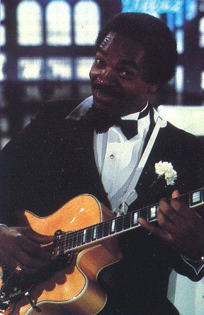 Matt "Guitar" Murphy