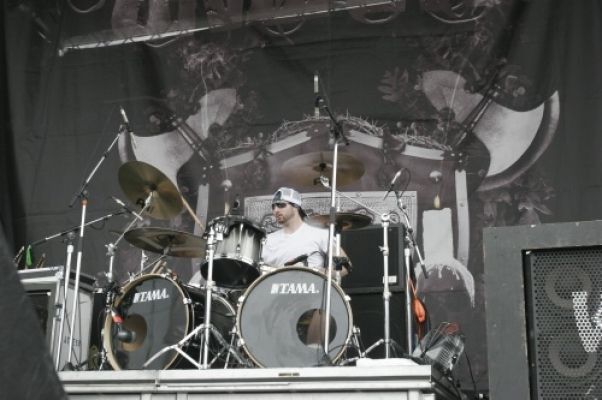 Unearth
