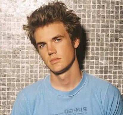 Tyler Hilton