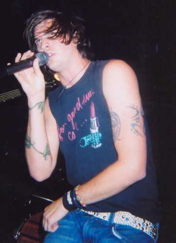 Hinder