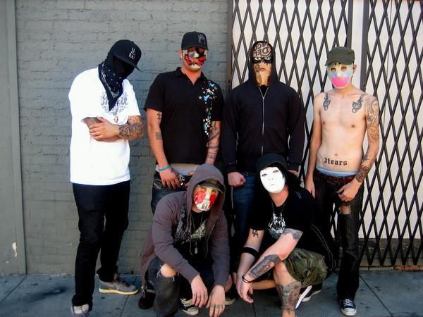 Hollywood Undead