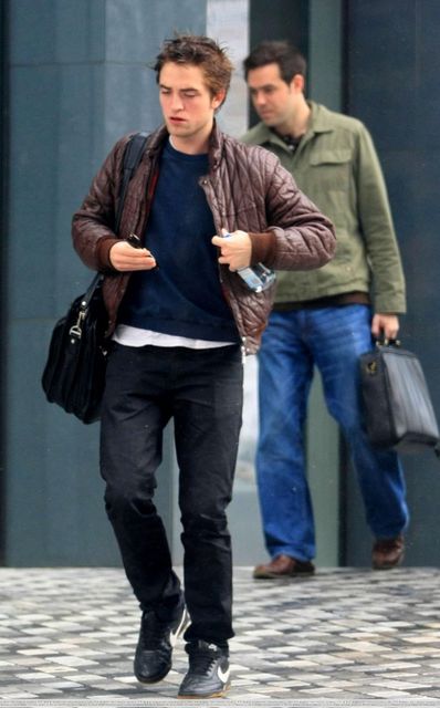Robert Pattinson