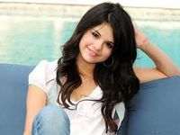 alex russo