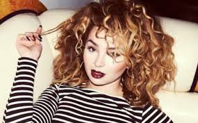 Ella Eyre